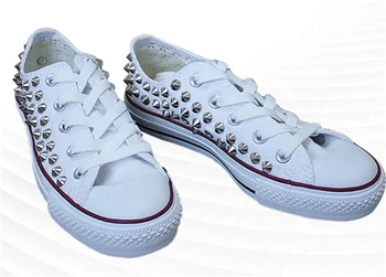 Аксесоари с бял нисък покрив и сребърни шипове, парусиновая обувки по поръчка, универсална спортна обувь35-46