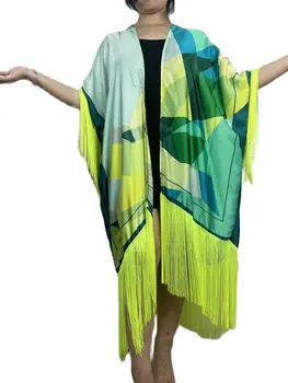 Европейската мода 2023 Лято, Бохо, зелен цвят, копринени жилетки с пискюли, отворени отпред, палто за мюсюлмански дама, блогъри от Близкия Изток