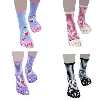 4 чифта чорапи с пет пръста, дамски модни ежедневни чорапи с шарките на пандите от карикатура, сладки чорапи с пет пръста, женски шарени памучни чорапи